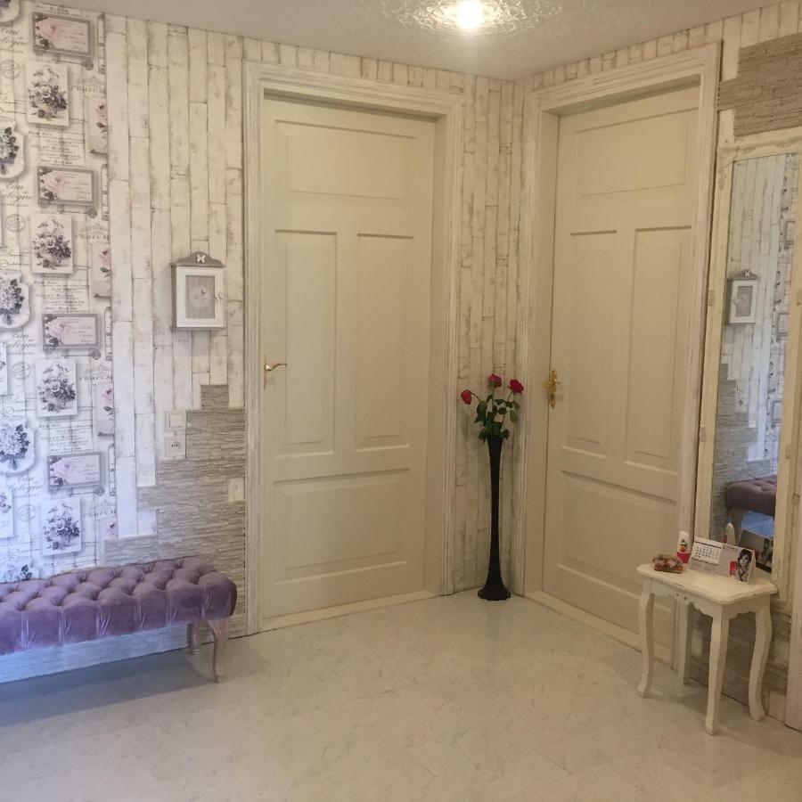 Fantasy Park Hotel Ventspils Buitenkant foto